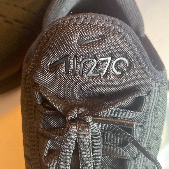 Air Max 270 boys 6/wmn 7.5 like new - Picture 4 of 10